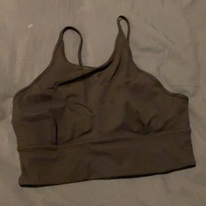 black lululemon sports bra